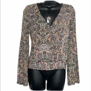 Aeropostale Women’s Top Size Medium Long Sleeve